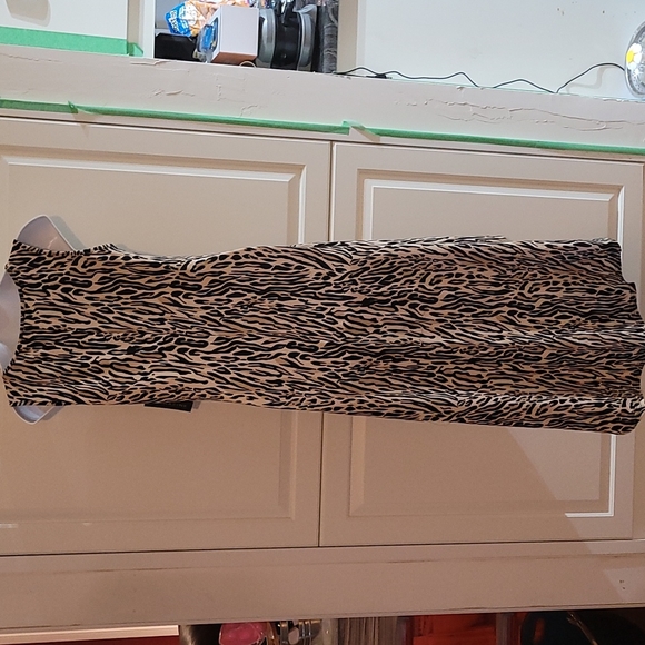 NWT Magazine Animal Tiger Print High Low Dress M - Picture 4 of 6